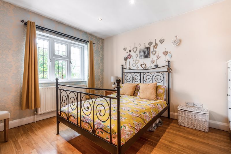 Bedroom- click for photo gallery